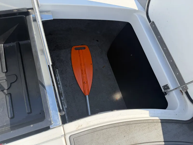 Slide: The Image of MB Sports Sport Boat B52 21 WB 2013 - 11