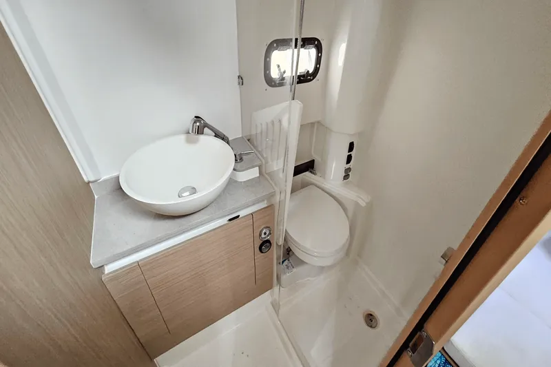 Slide: The Image of Jeanneau 10.5 LEADER CC 2023 - 41