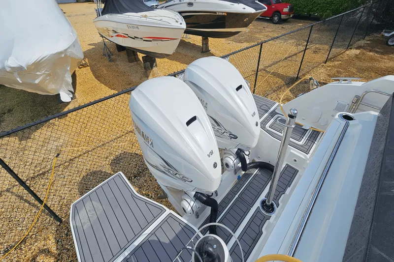 Slide: The Image of Jeanneau 10.5 LEADER CC 2023 - 8