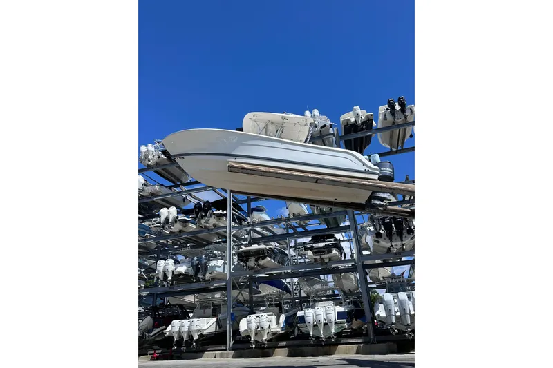 Slide: The Image of Robalo R300 Center Console 2011 - 1