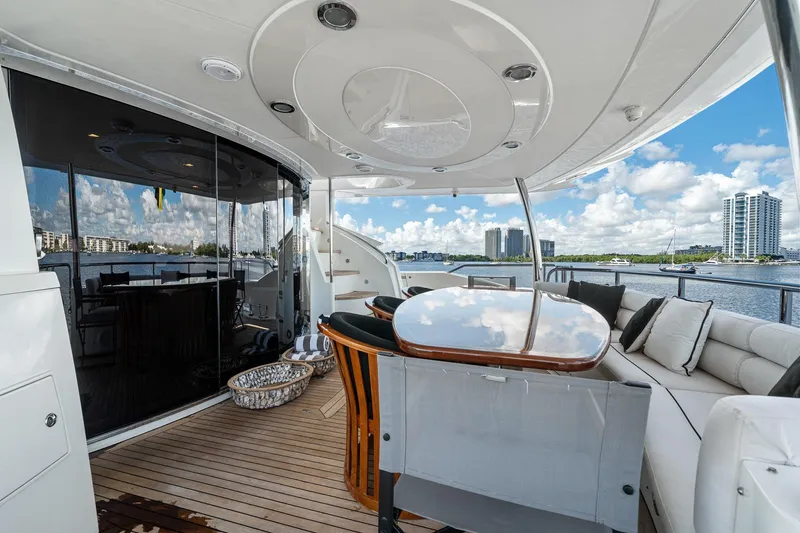 Slide: The Image of Sunseeker 90 Yacht 2008 - 58