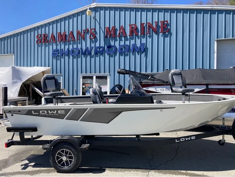 Slide: The Image of Lowe Fishing Machine Side Console FM 1775 SC 2025 - 15