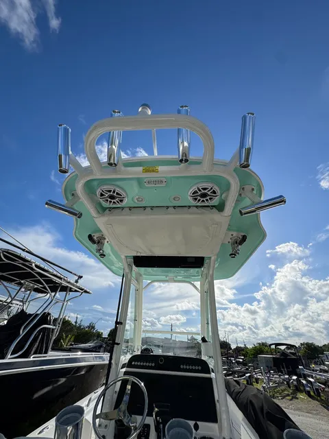 Slide: The Image of Everglades Boats 243CC 24' Motivated Seller! 2022 - 10