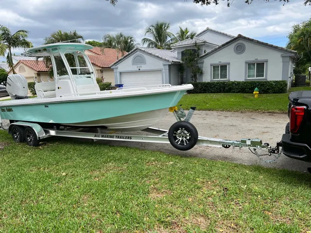 Slide: The Image of Everglades Boats 243CC 24' Motivated Seller! 2022 - 3