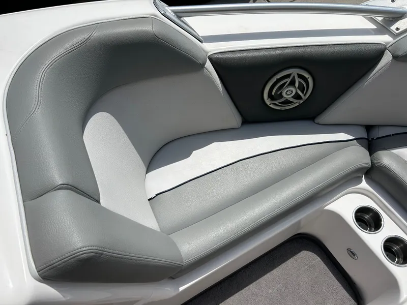 Slide: The Image of Supra 21V Blue 2010 - 18