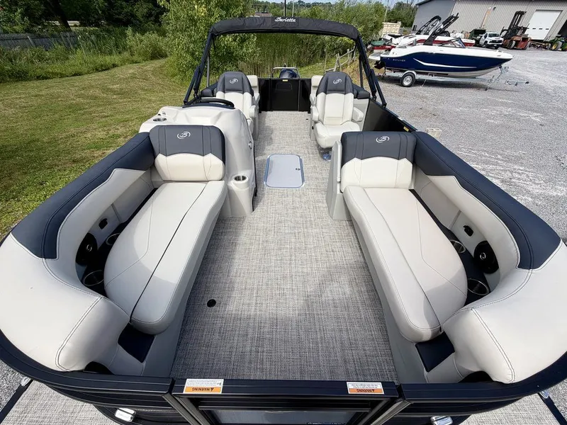 Slide: The Image of Barletta Boats S22QC 2027 - 19