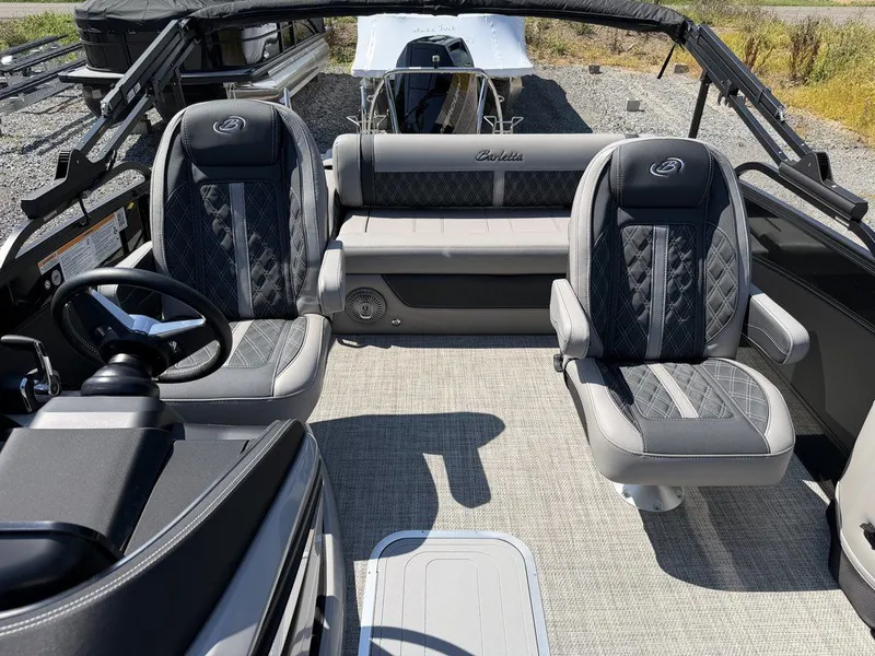 Slide: The Image of Barletta Boats L25UC 2027 - 39