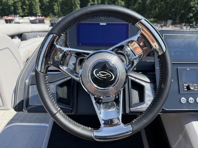 Slide: The Image of Barletta Boats L25UC 2027 - 33