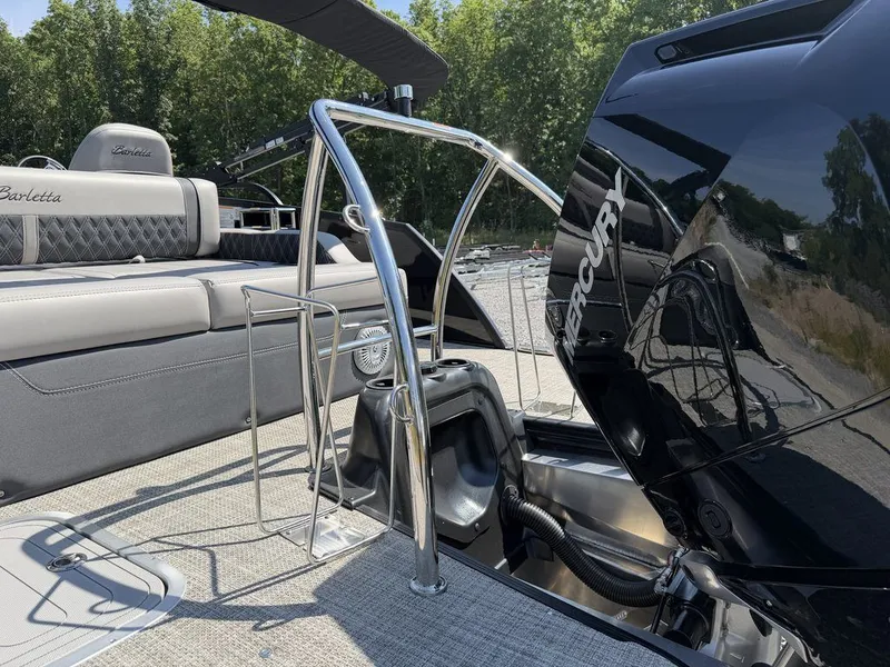 Slide: The Image of Barletta Boats L25UC 2027 - 61