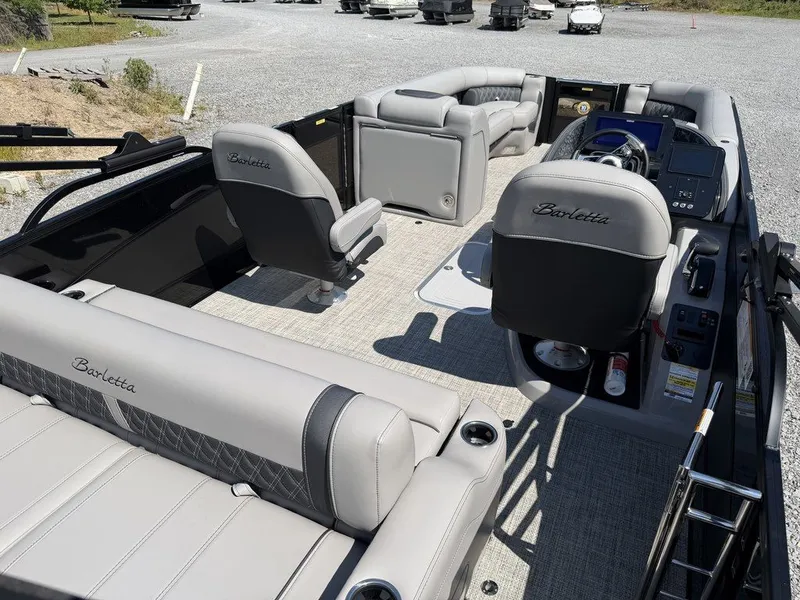 Slide: The Image of Barletta Boats L25UC 2027 - 51