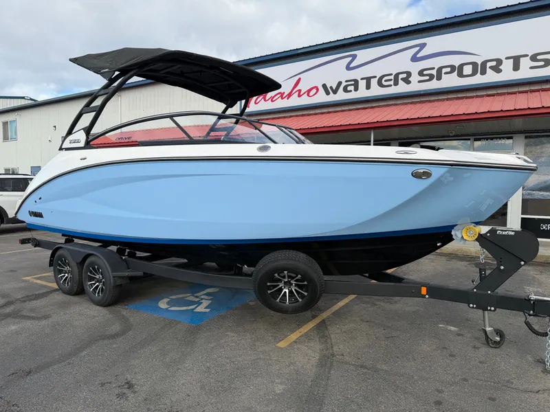 Slide: The Image of Yamaha Jet Boats 252SD 2026 - 12