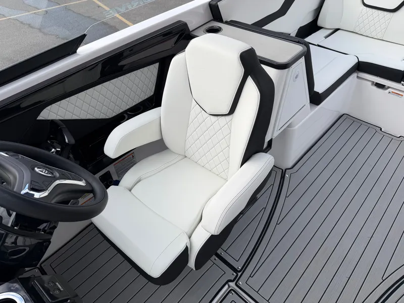 Slide: The Image of Yamaha Jet Boats 252SD 2026 - 28