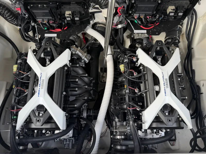 Slide: The Image of Yamaha Jet Boats 252SD 2026 - 38