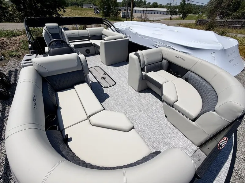 Slide: The Image of Harris Cruiser 210 SL 2027 - 14