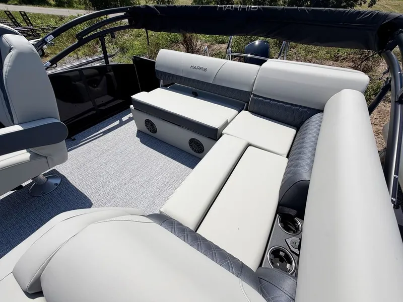 Slide: The Image of Harris Cruiser 210 SL 2027 - 42