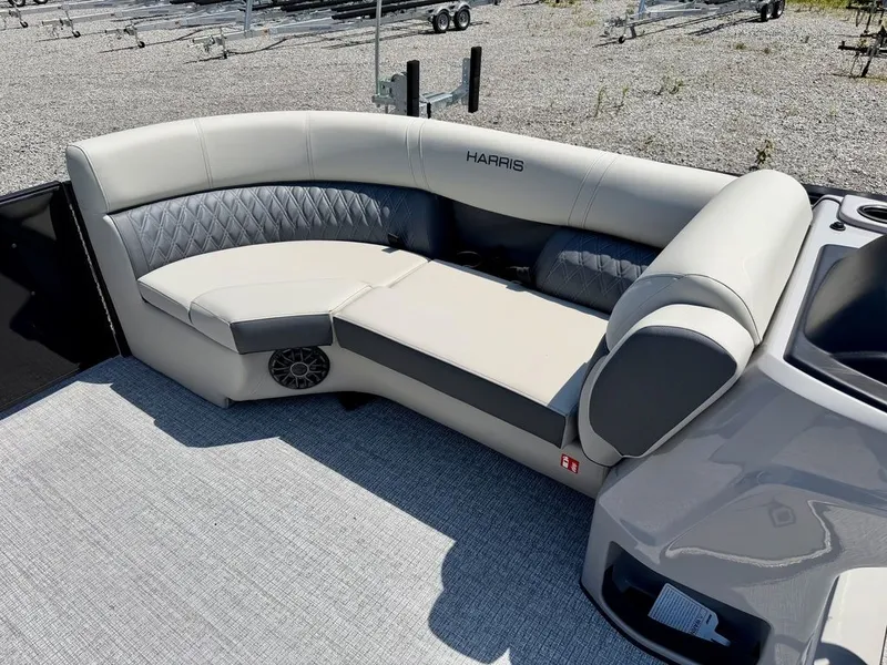 Slide: The Image of Harris Cruiser 210 SL 2027 - 17