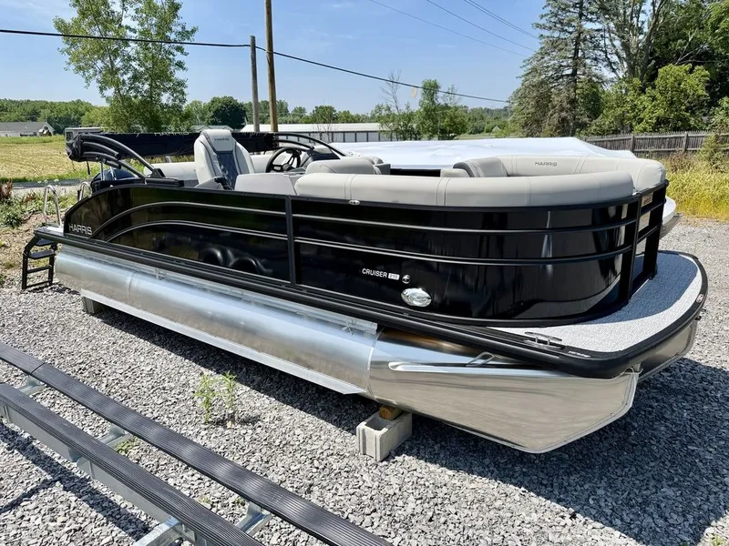 Slide: The Image of Harris Cruiser 210 SL 2027 - 2