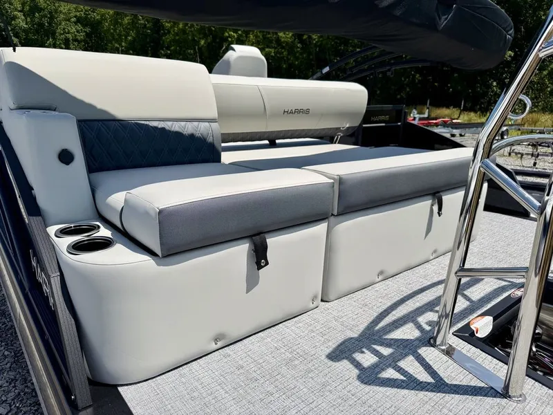 Slide: The Image of Harris Cruiser 210 SL 2027 - 50