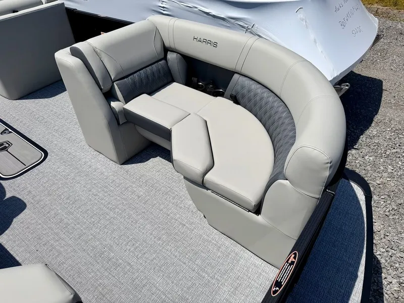 Slide: The Image of Harris Cruiser 210 SL 2027 - 18
