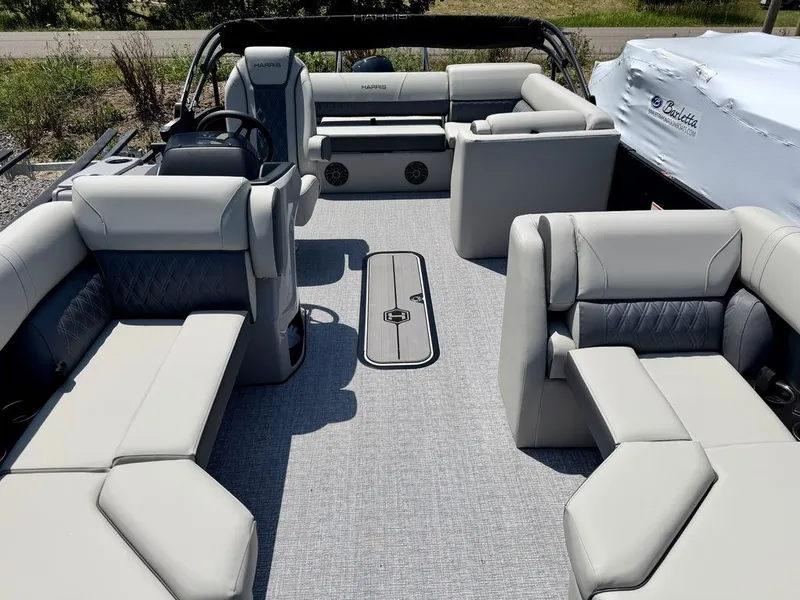 Slide: The Image of Harris Cruiser 210 SL 2027 - 16