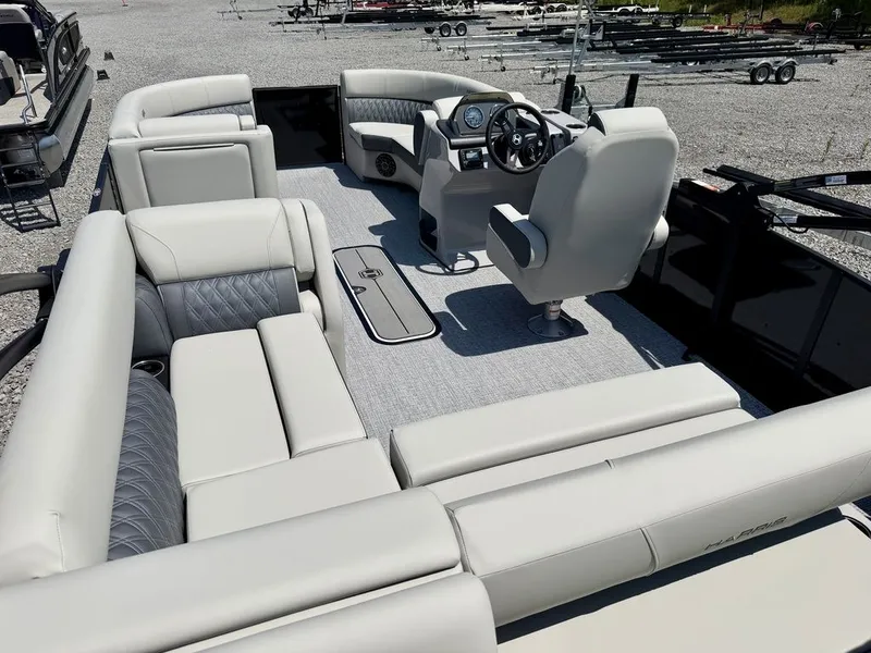 Slide: The Image of Harris Cruiser 210 SL 2027 - 48