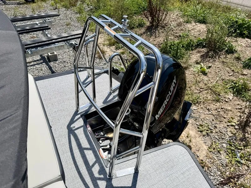 Slide: The Image of Harris Cruiser 210 SL 2027 - 47