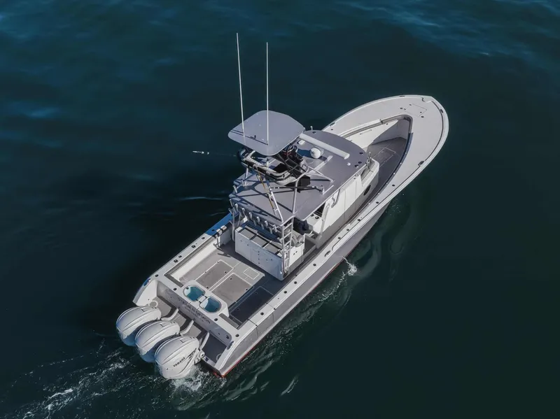 Slide: The Image of Buddy Davis 42 Center Console 2019 - 10