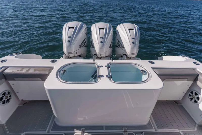 Slide: The Image of Buddy Davis 42 Center Console 2019 - 18