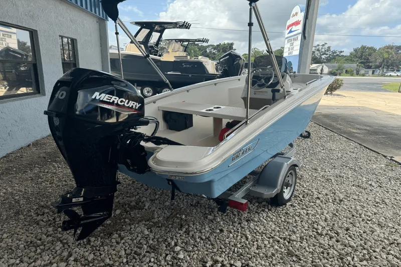 Slide: The Image of Boston Whaler 130 Super Sport 2025 - 3