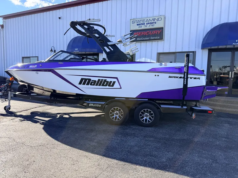 Slide: The Image of Malibu Wakesetter 23LSV 2020 - 2