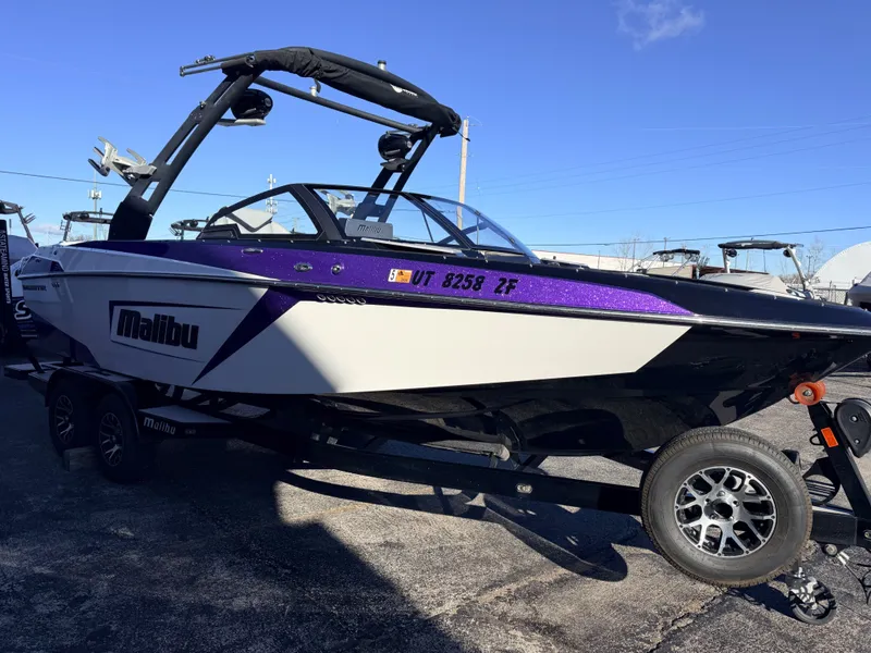 Slide: The Image of Malibu Wakesetter 23LSV 2020 - 6