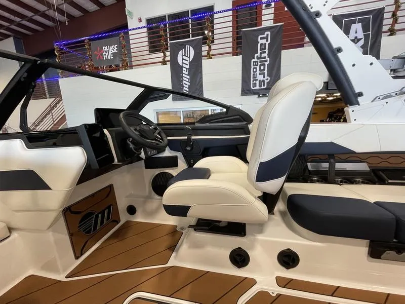Slide: The Image of Malibu 23 LSV 2025 - 15