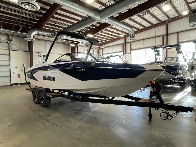 Slide: The Image of Malibu 23 LSV 2025 - 3