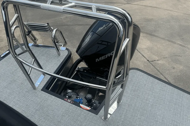 Slide: The Image of Harris 230 Sunliner 2025 - 10