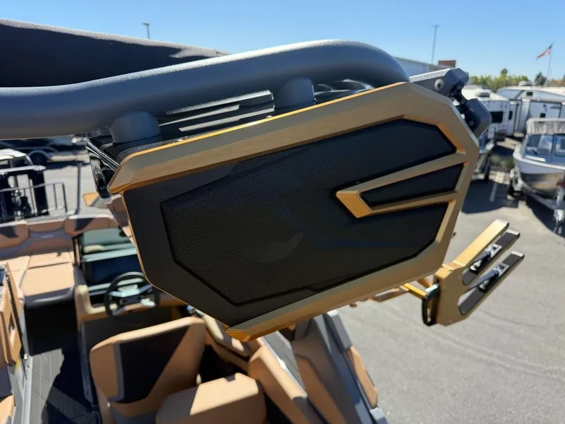 Slide: The Image of MasterCraft X24 2026 - 13