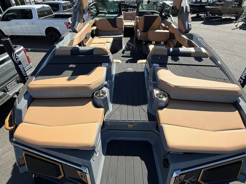 Slide: The Image of MasterCraft X24 2026 - 6