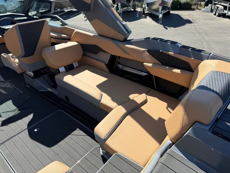 Slide: The Image of MasterCraft X24 2026 - 8