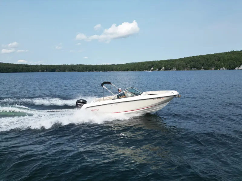Slide: The Image of Boston Whaler 230 vantage 2015 - 19