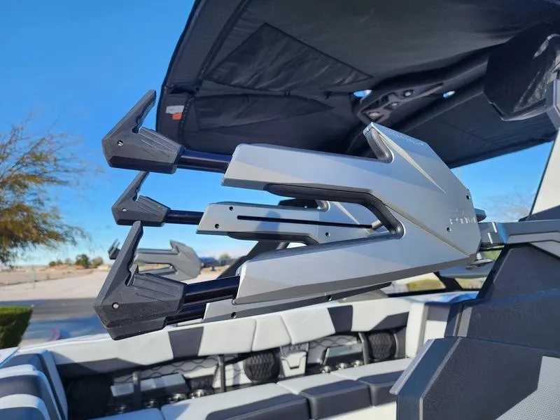 Slide: The Image of Malibu 23 LSV 2026 - 19