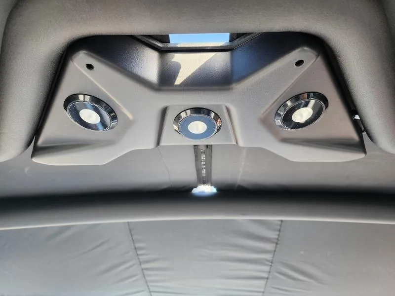 Slide: The Image of Malibu 23 LSV 2026 - 22