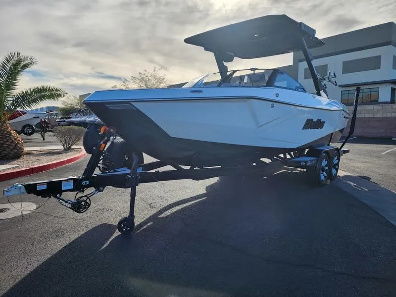 Slide: The Image of Malibu 23 LSV 2026 - 4