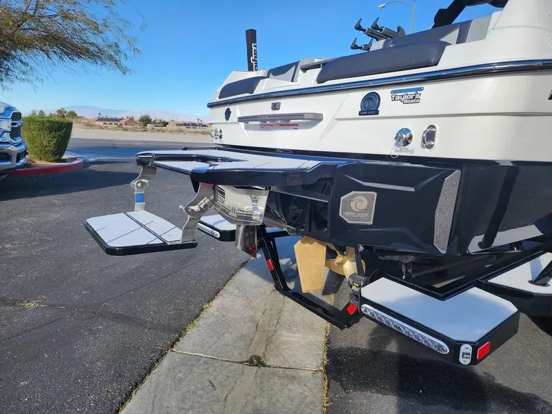 Slide: The Image of Malibu 23 LSV 2026 - 11