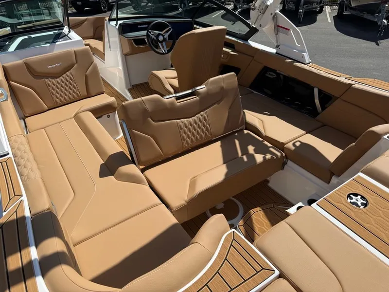 The Image of MasterCraft XT22 2026 - 0