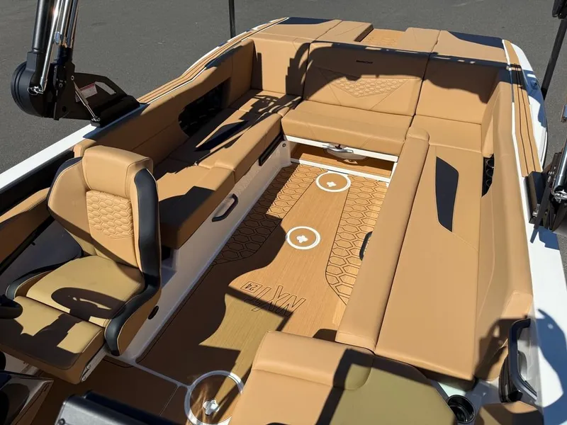 The Image of MasterCraft NXT24 2026 - 0