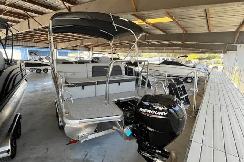 Slide: The Image of Harris 230 Cruiser 2025 - 7