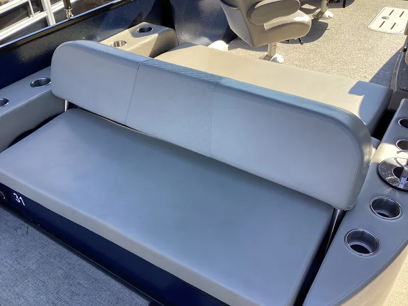 Slide: The Image of Premier 230 SUNSATION RL-DL 2023 - 7