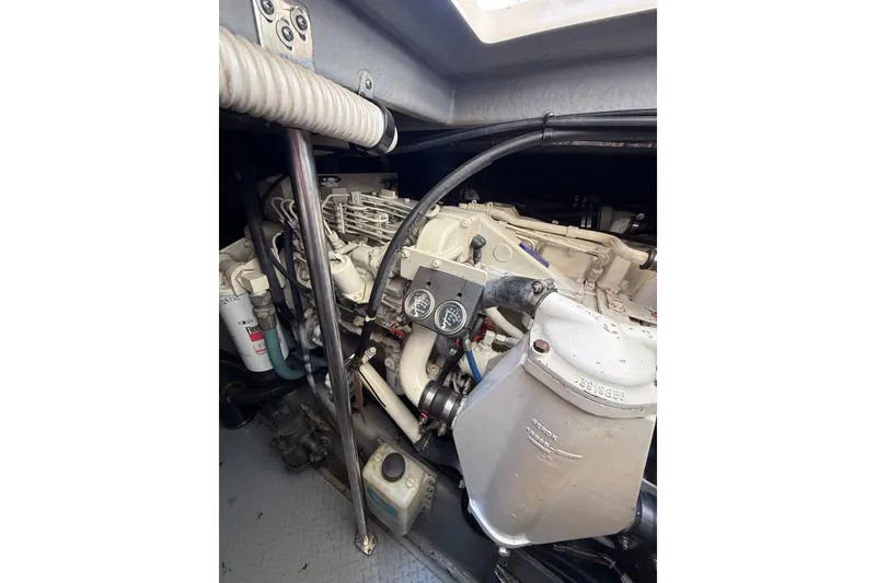 Slide: The Image of Sea Ray Sundancer 460 2002 - 40