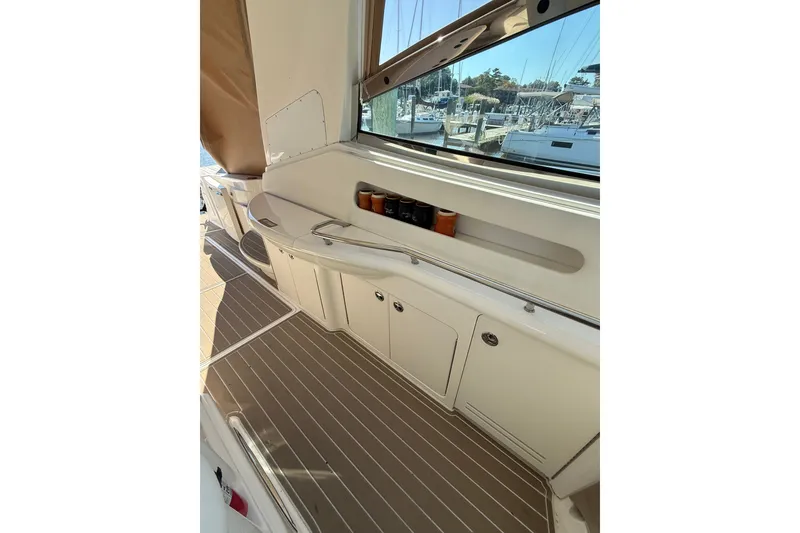 Slide: The Image of Sea Ray Sundancer 460 2002 - 16