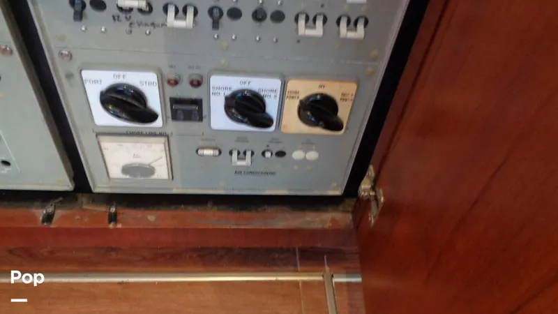 Slide: The Image of Bertram 46 Convertible 1978 - 9805369