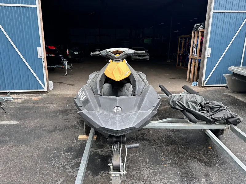 Slide: The Image of Sea-Doo Spark 2021 - 3
